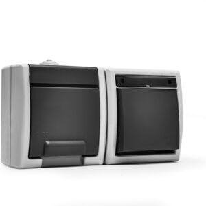 Famatel Conmutador 10A+ Base 16A con toma de tierra de superficie estancos IP55