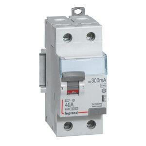 Legrand DX3 2/40/300 AC
