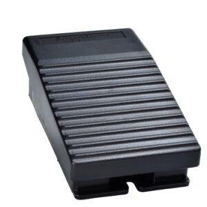 Schneider INTERRUPTOR PEDAL 2 NA.NC NEGRO